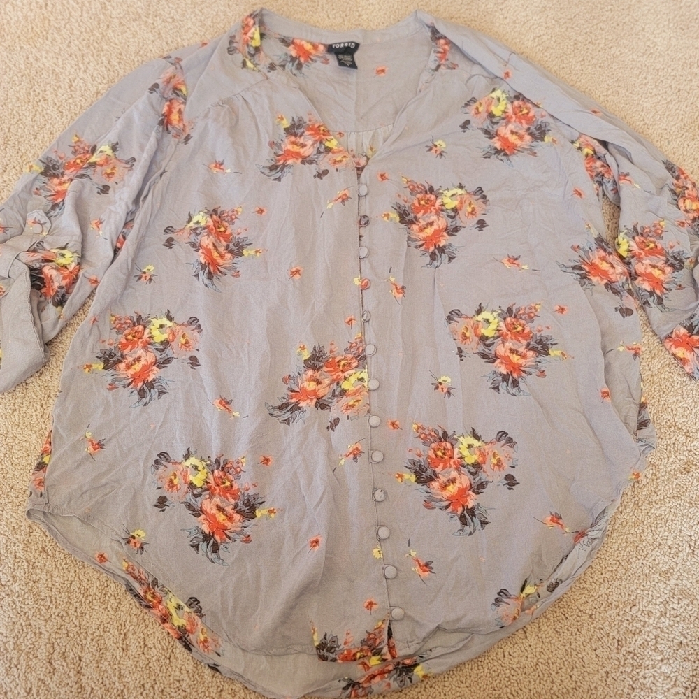 2/$20 Torrid Floral Top 1